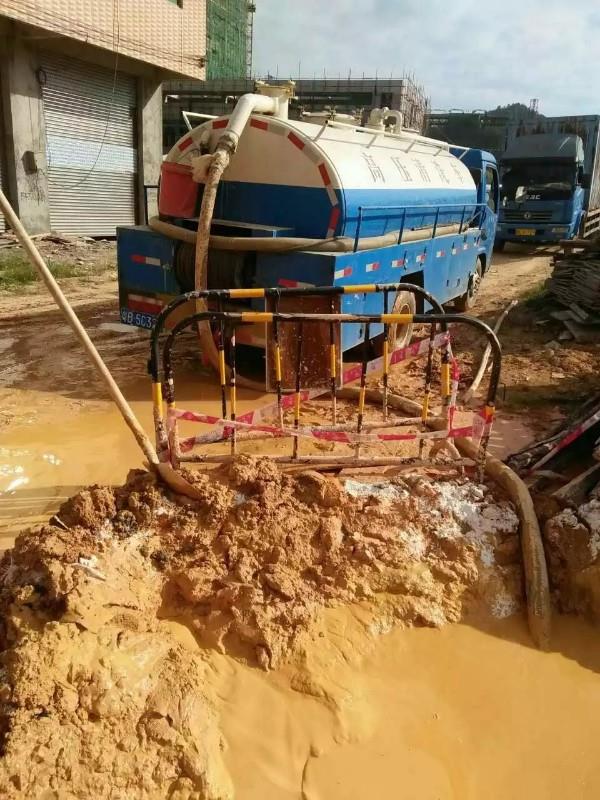 桑珠孜工地淤泥清淤