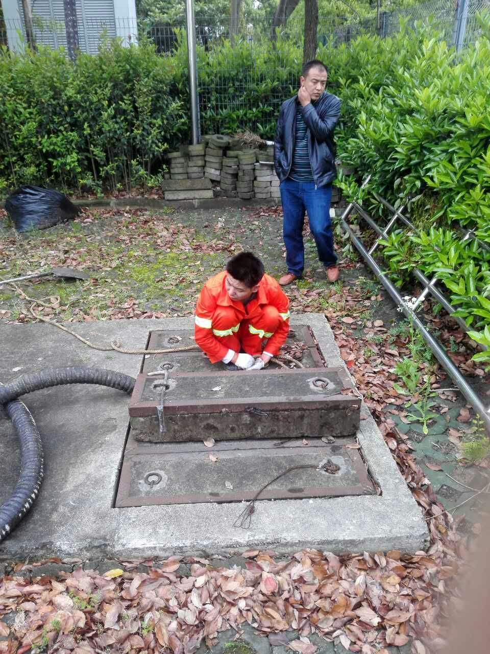 桑珠孜吸污抽粪